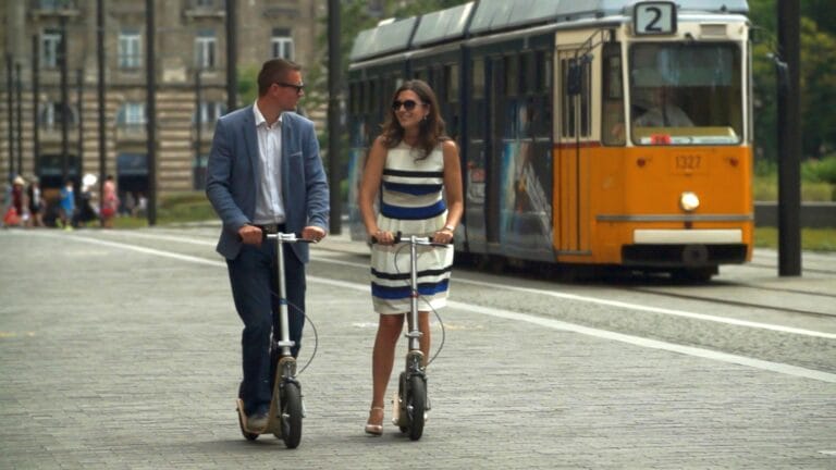 Kick-scooting 5 km to work the fun way to lose weight